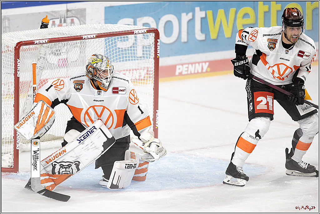 PENNY DEL;  Koelner Haie - Grizzlys Wolfsburg; Koeln, 10.09.2021